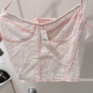 NWT free people lace stitch detail crop tank adorable!!!